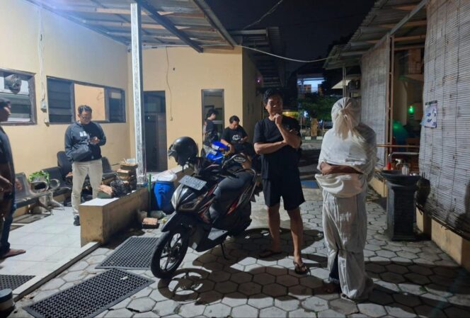 
					Viral Live Pocong di Sragen, Polda Jateng Tegaskan Konten Demi Sensasi yang Resahkan Warga Akan Ditindak