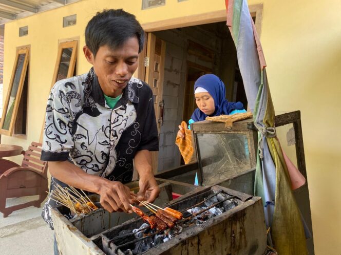 
					Bantuan Rumah dari Pemprov Jateng Ubah Hidup Subali, Penjual Bakso Keliling di Wonogiri