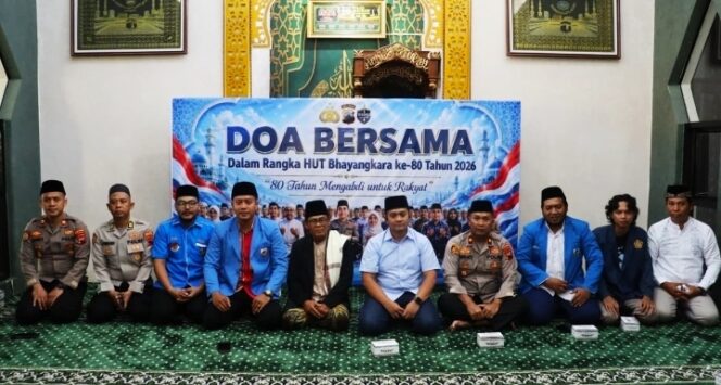 
					Doa Bersama HUT Bhayangkara ke-80, Polres Wonogiri Ajak Refleksi dan Perkuat Pengabdian untuk Masyarakat
