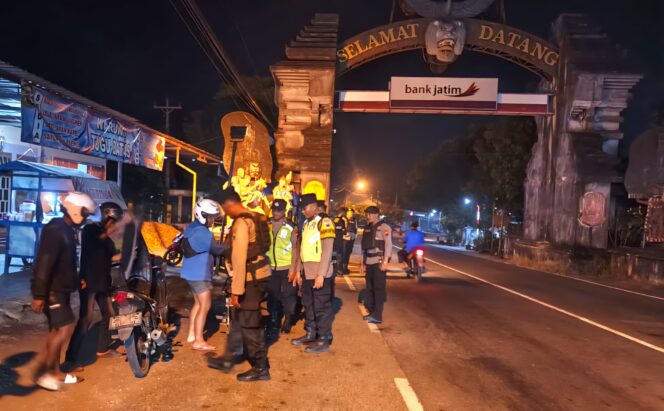 
					Polres Wonogiri Perketat Perbatasan Jateng-Jatim, Antisipasi Pergerakan Warga PSHT Menuju Pengesahan di Ponorogo