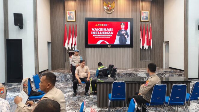 
					Musim Bediding, Ratusan Anggota Polres Trenggalek di Vaksinasi Influenza