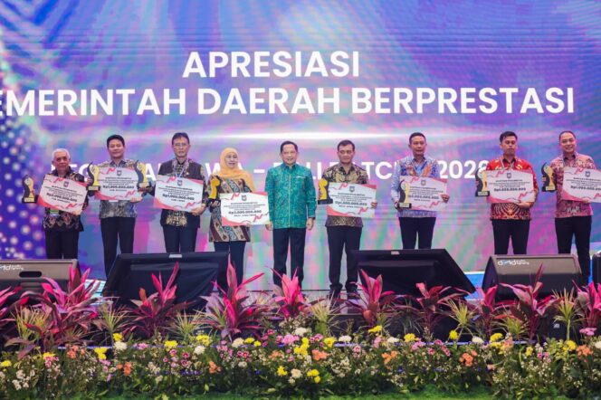 
					Kelola Sampah Jadi Energi, Pemprov Jateng Raih Penghargaan dari Kemendagri