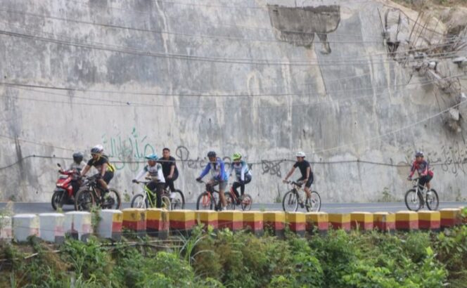 
					Cegah Karhutla, Kapolres Trenggalek Gowes Pantau Wilayah